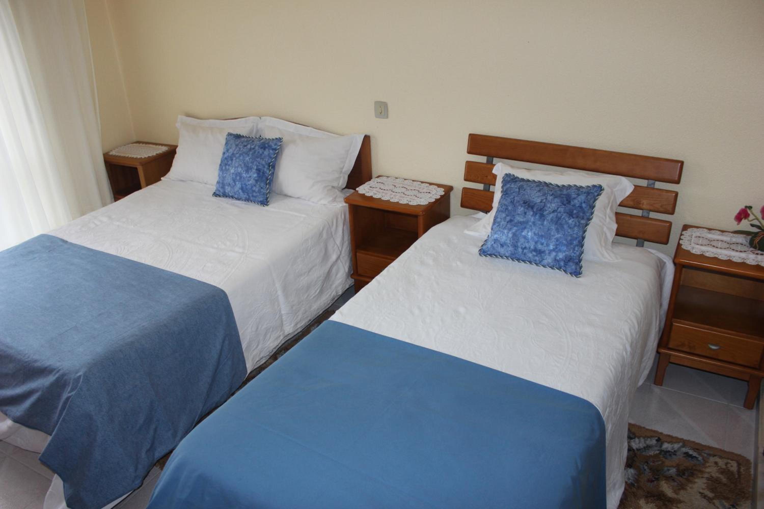 Basic Triple Room - Photo 1