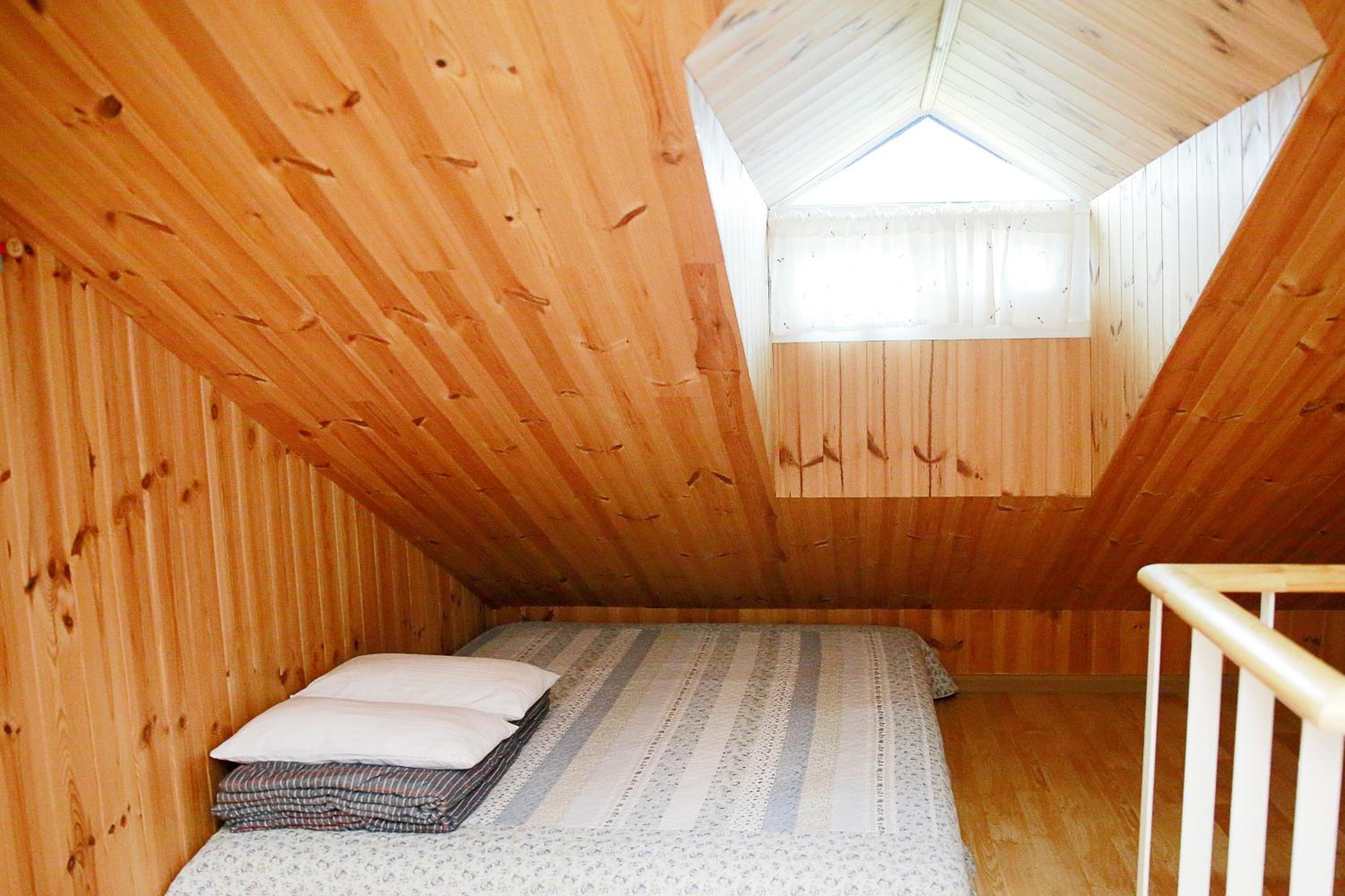Family Room - Photo 3