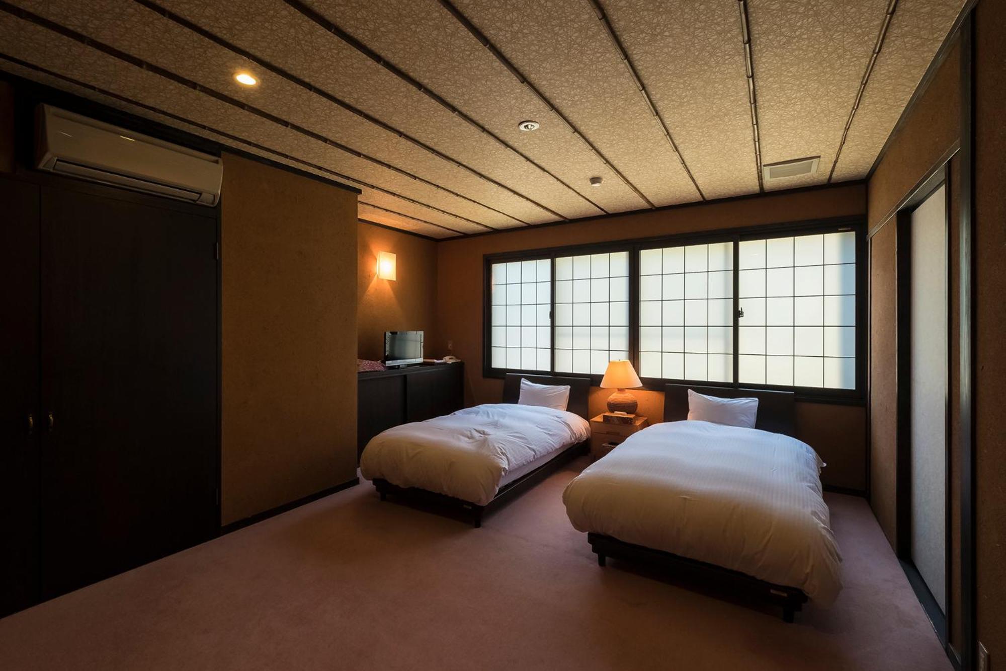 Quadruple Room with Private External Bathroom