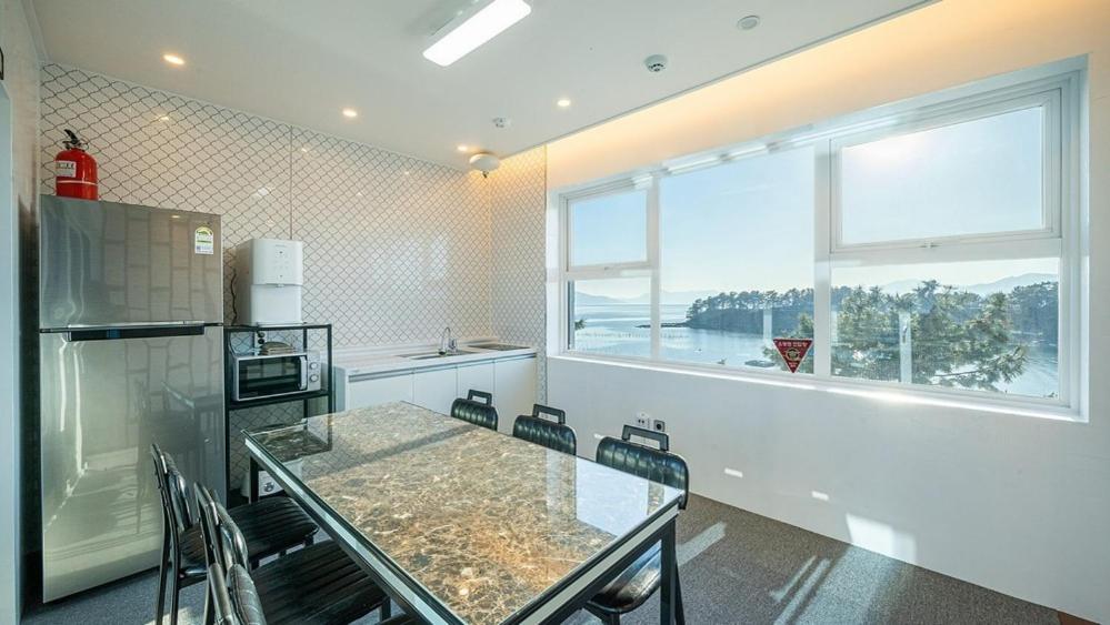 One-Bedroom Villa photo 2