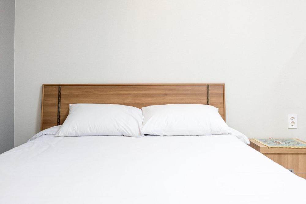 Double Room - Photo 7