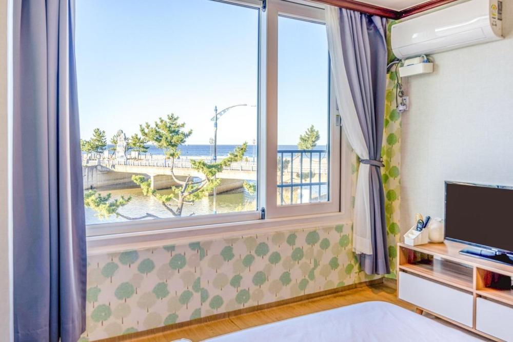 Double Room - Photo 7