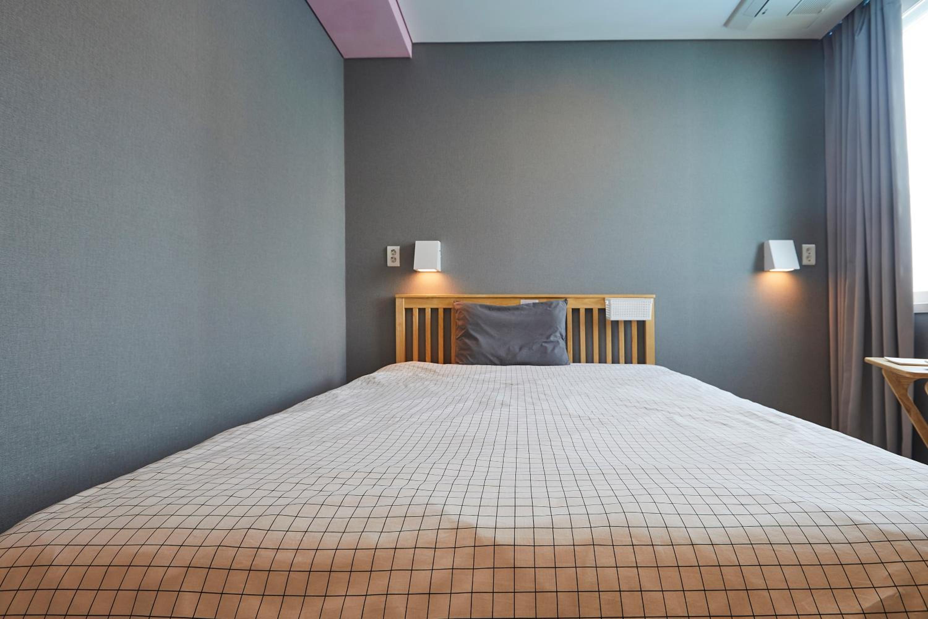 Single Room - Photo 12