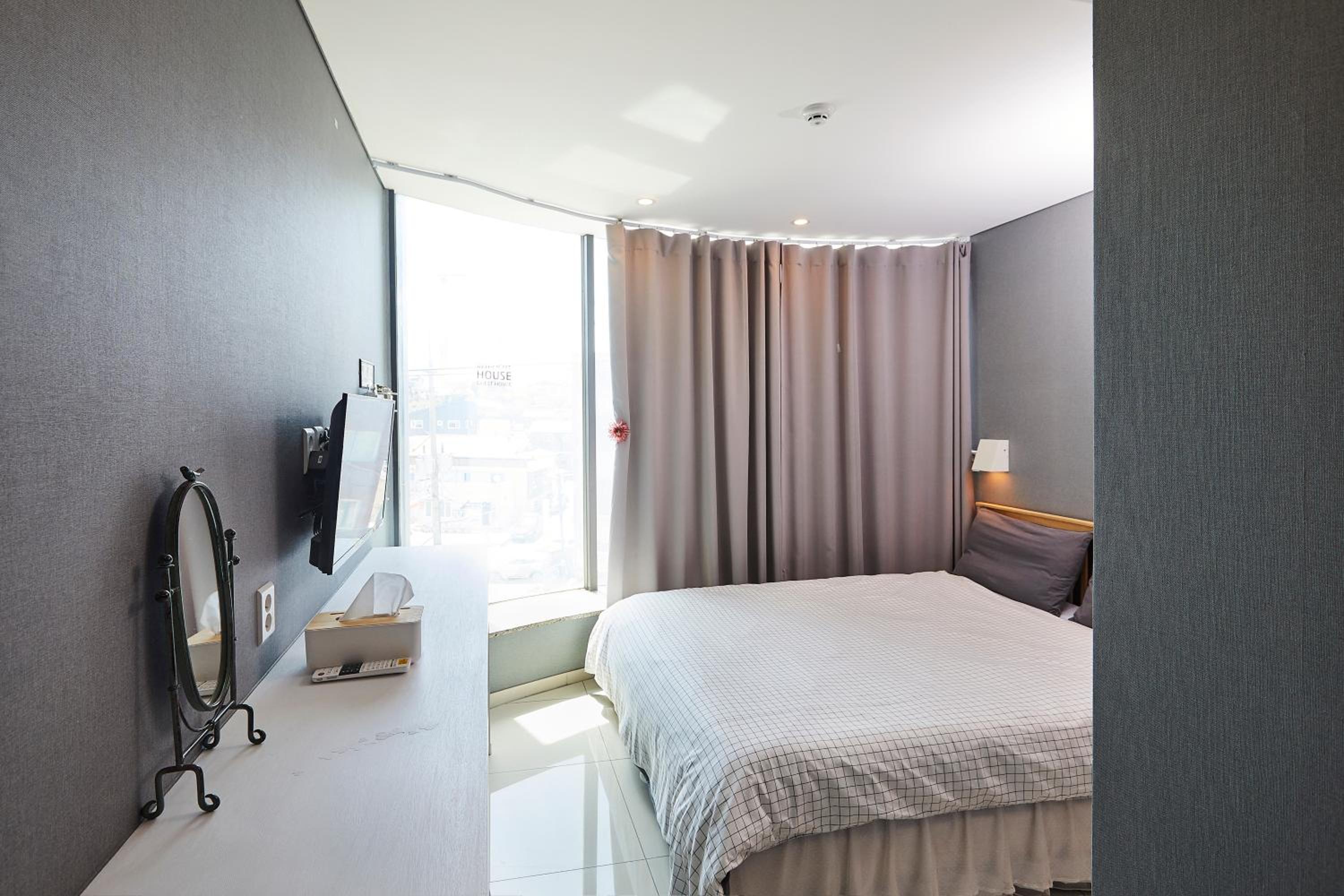 Double Room 2 - Photo 13