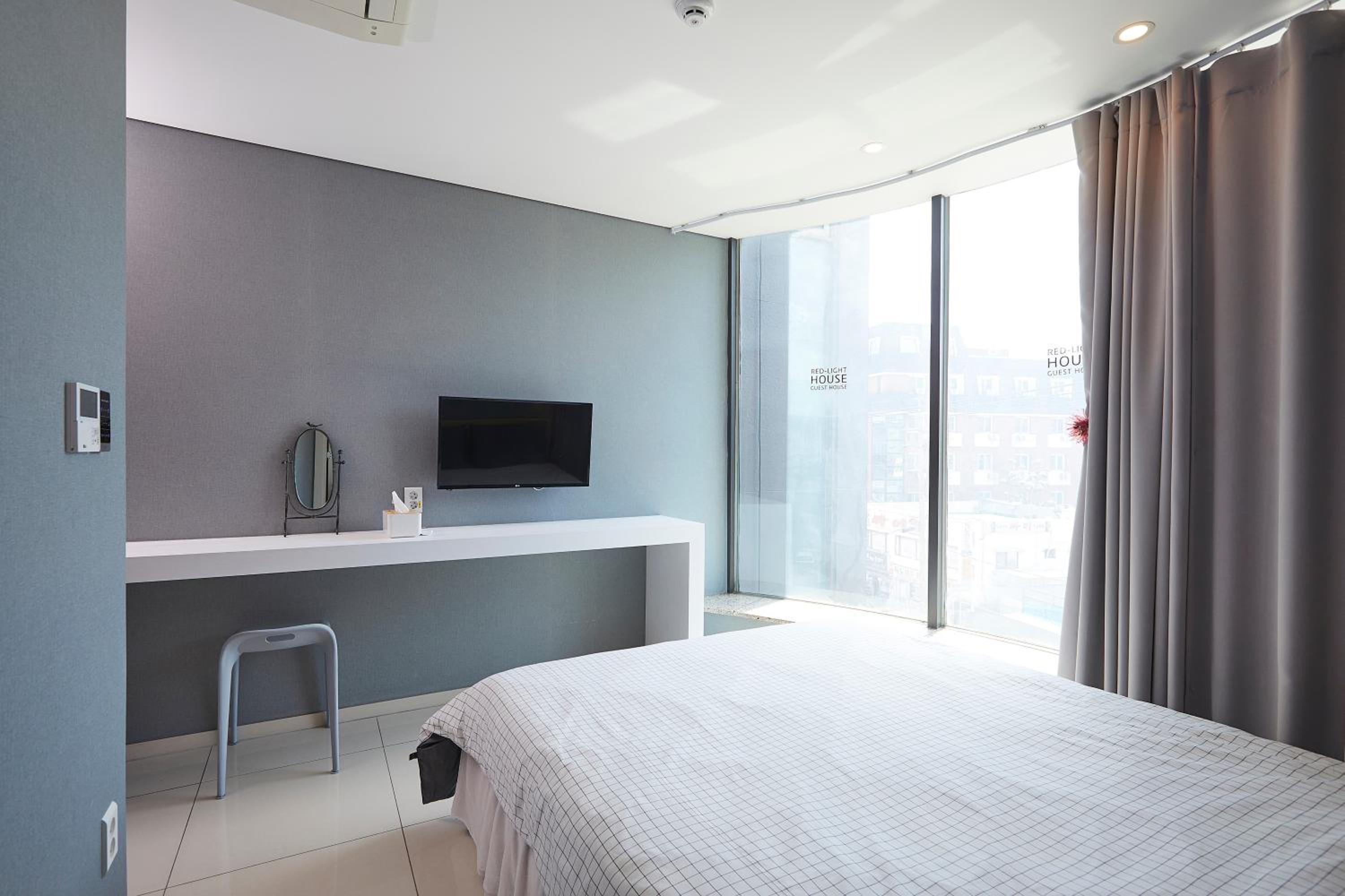 Double Room 2 - Photo 11
