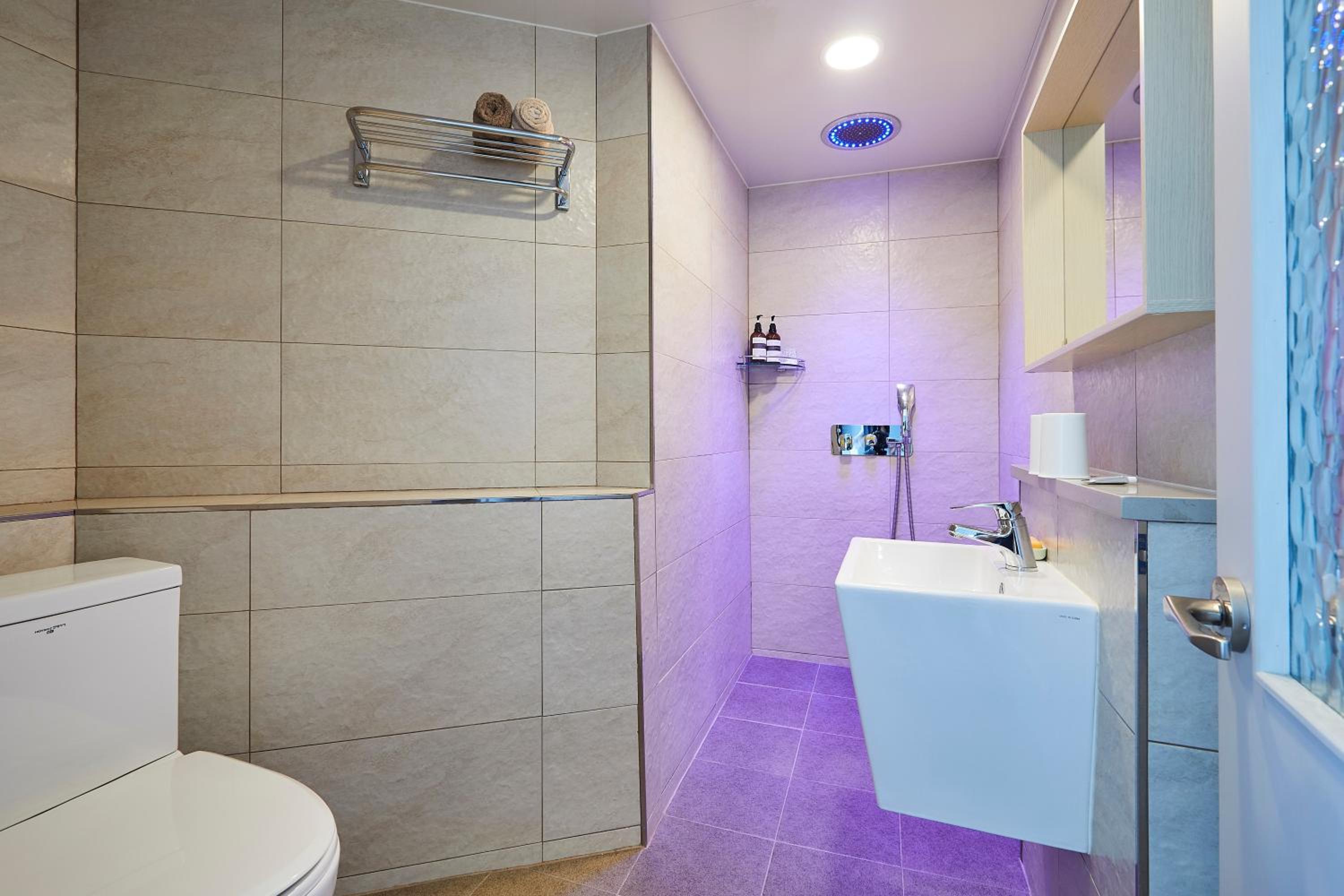 Double Room 2 - Photo 2