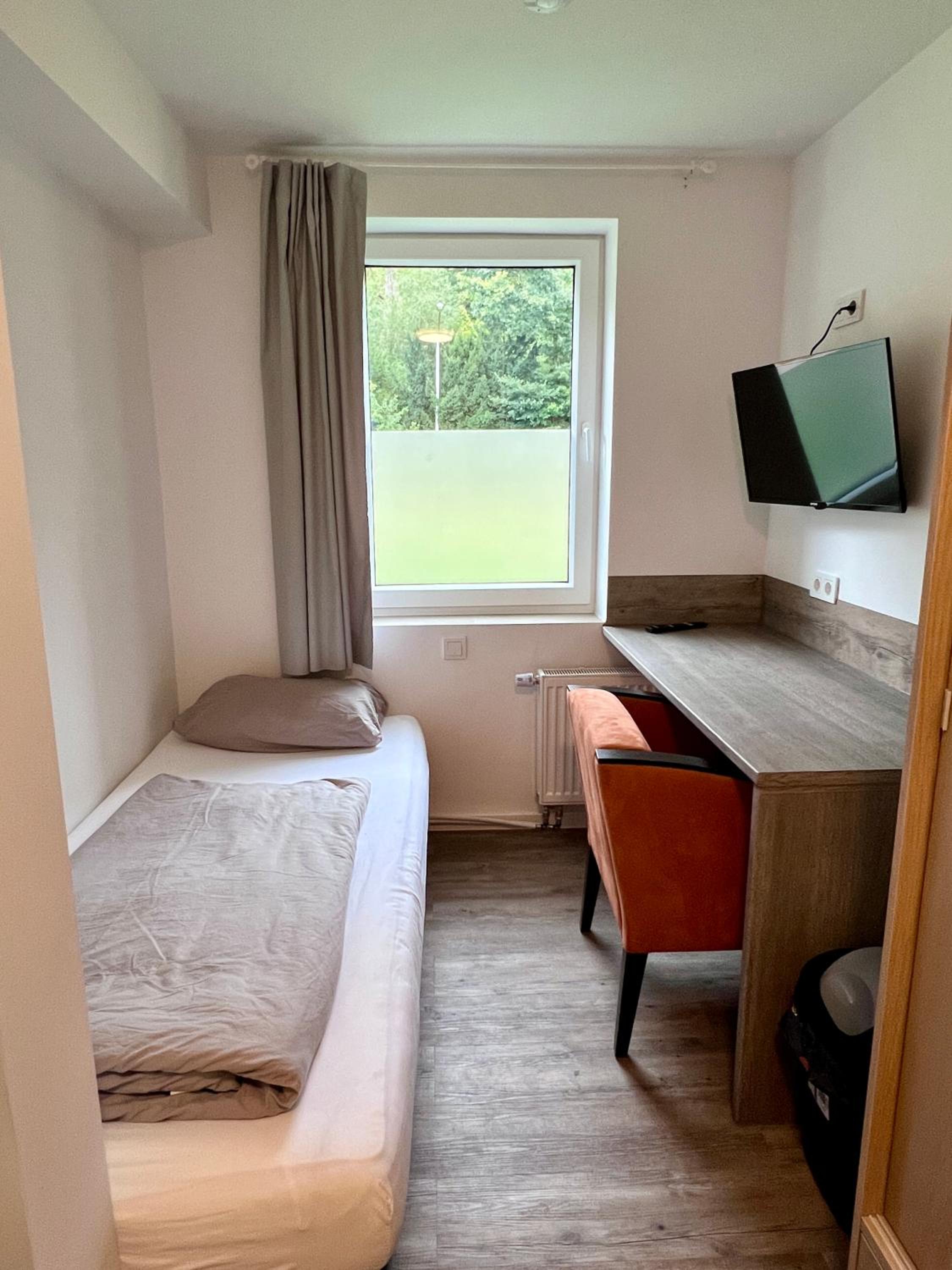 Single Room photo 1
