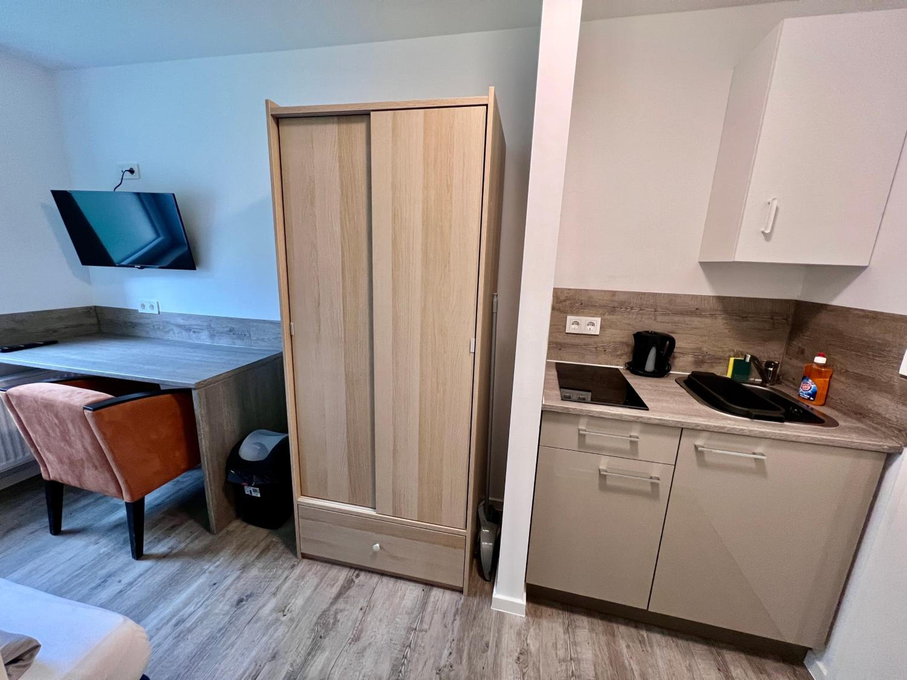 Single Room photo 3