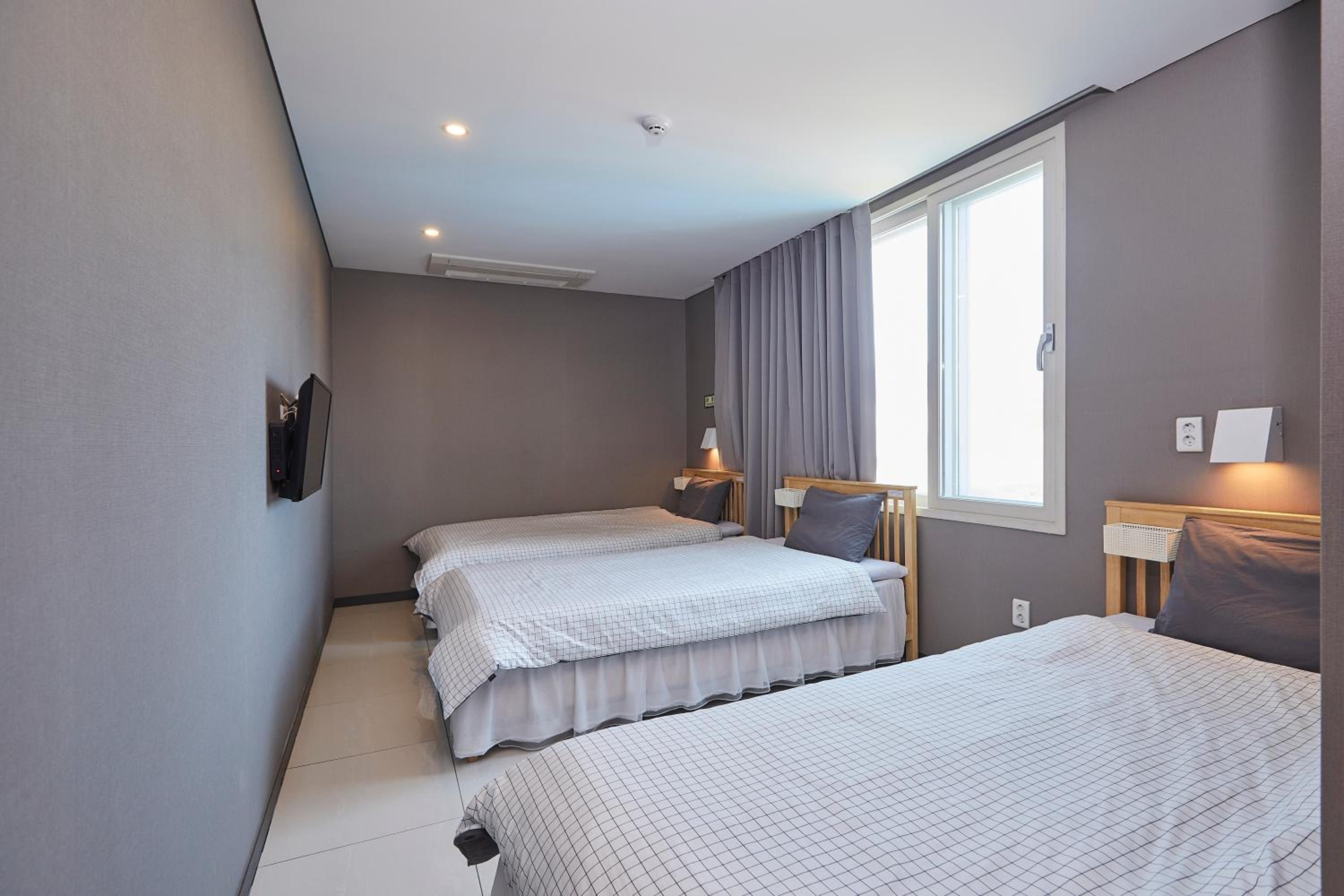 Triple Room - Photo 1
