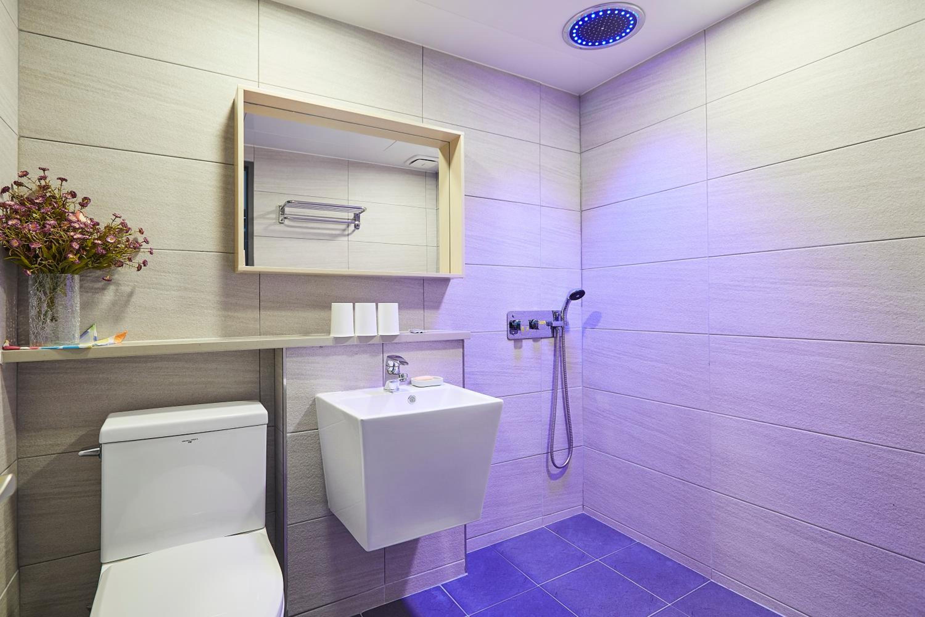 Triple Room - Photo 12