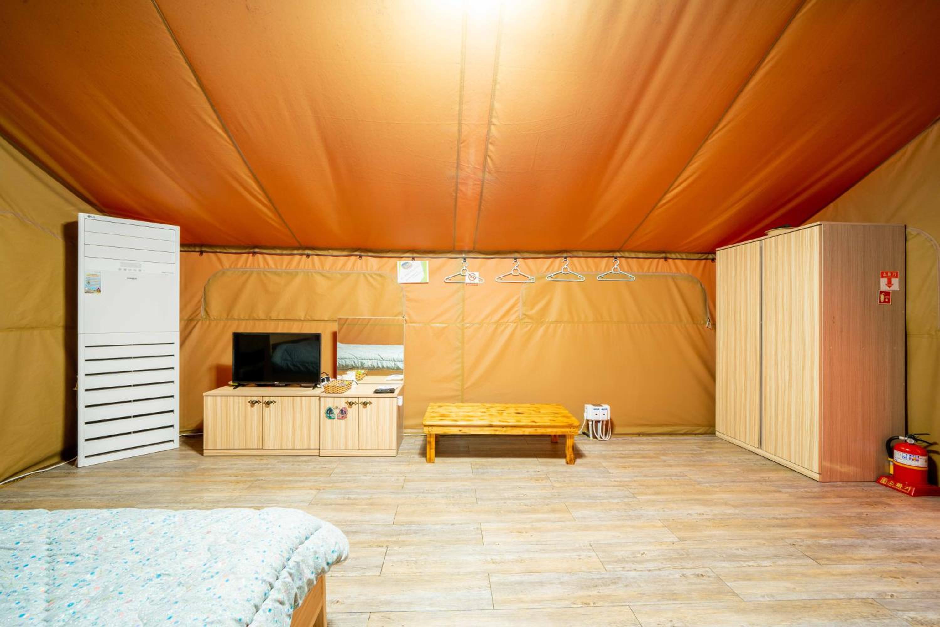 Tent photo 3
