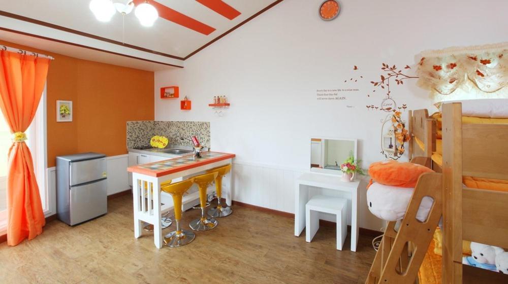 quadruple room 2 photo 3