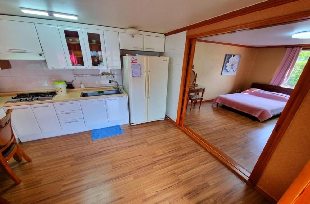 quadruple room 2 photo 1