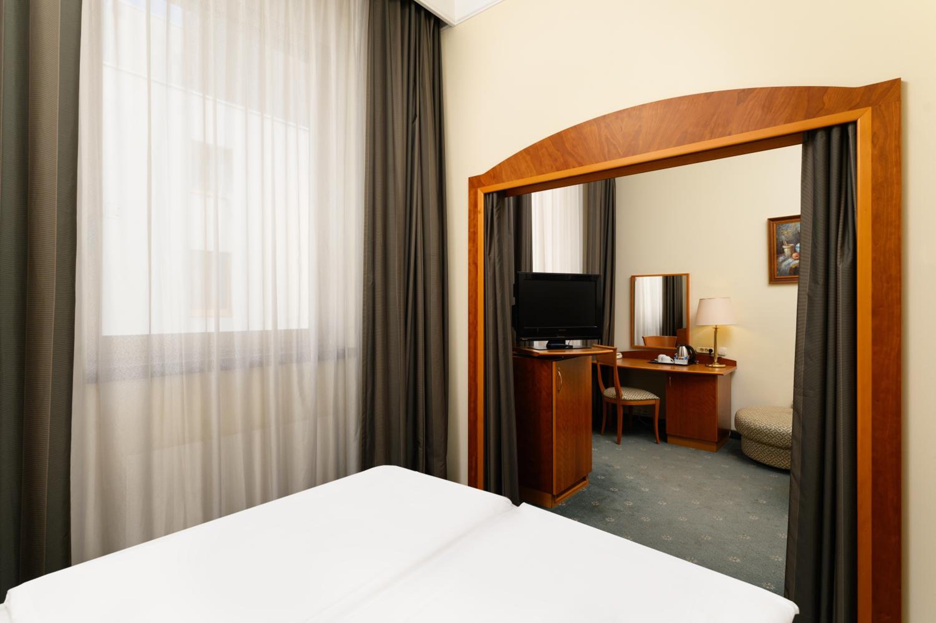 Junior Suite - Photo 8