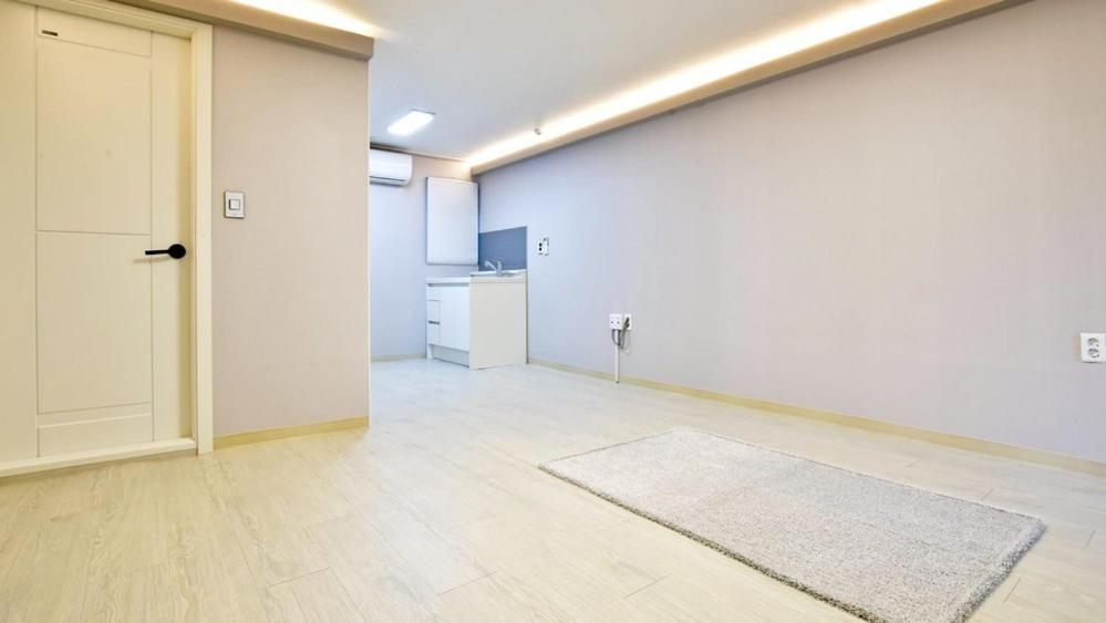 Double Room - Photo 8
