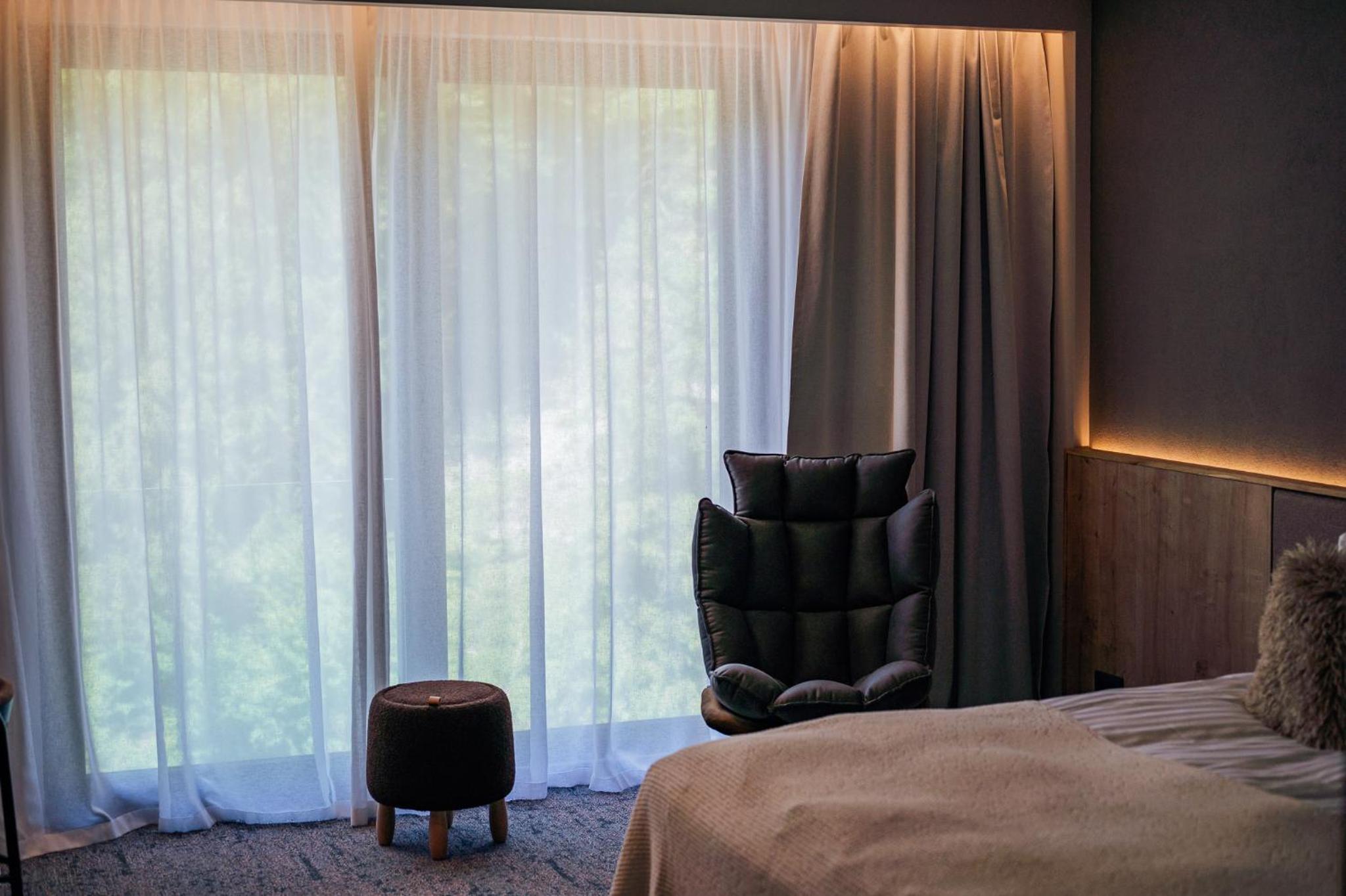 Deluxe Double Room with Forest View photo 1