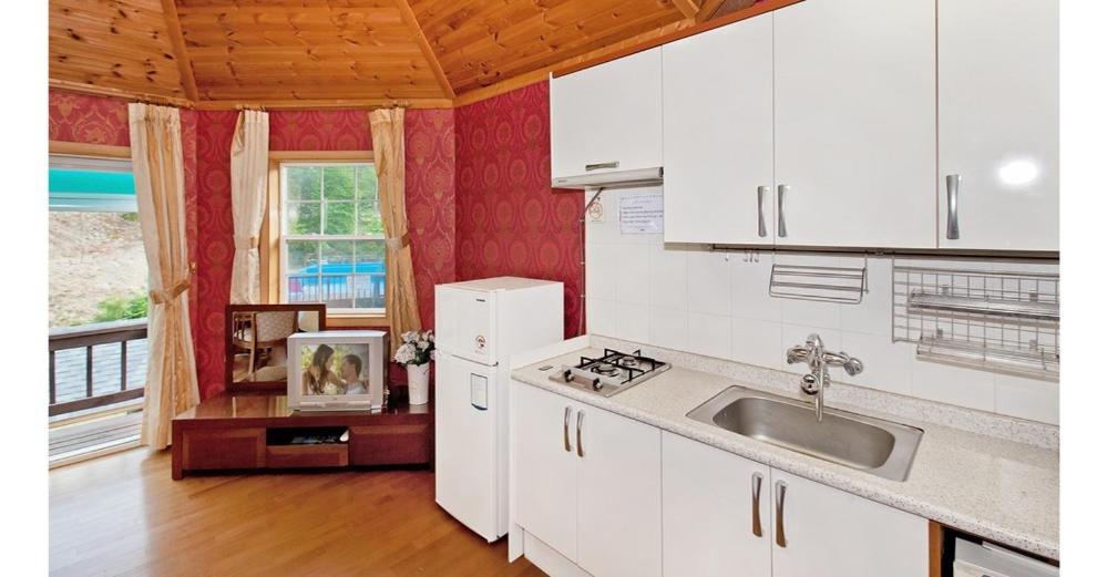 Double Room 2 - Photo 6