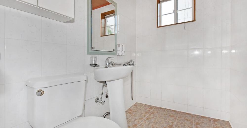 Double Room 2 - Photo 2