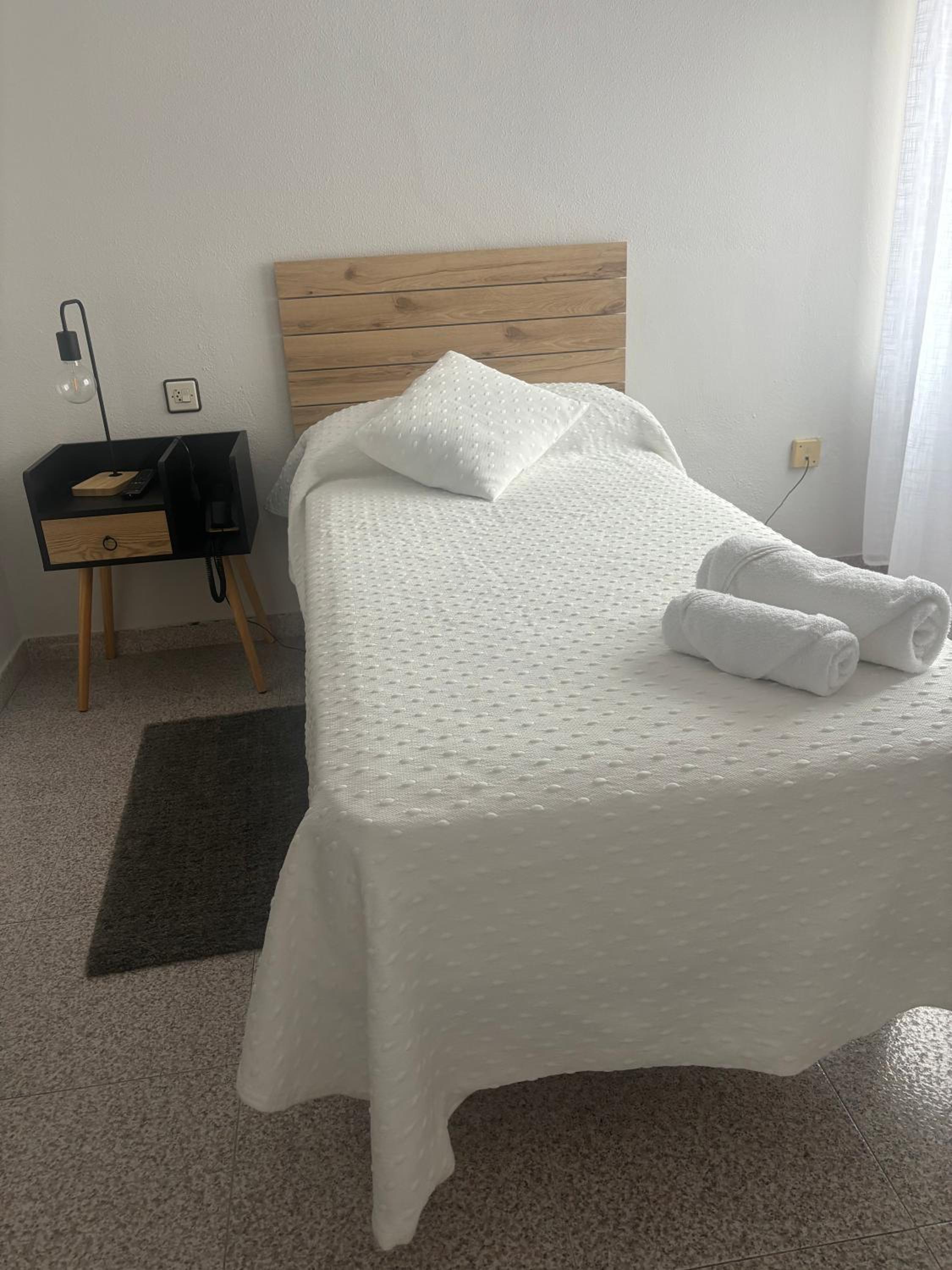 Single Room photo 3