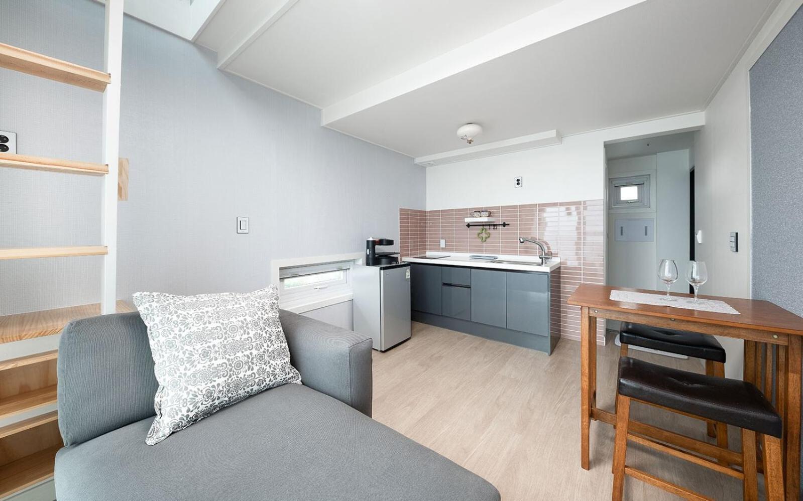 Double Room 4 photo 2