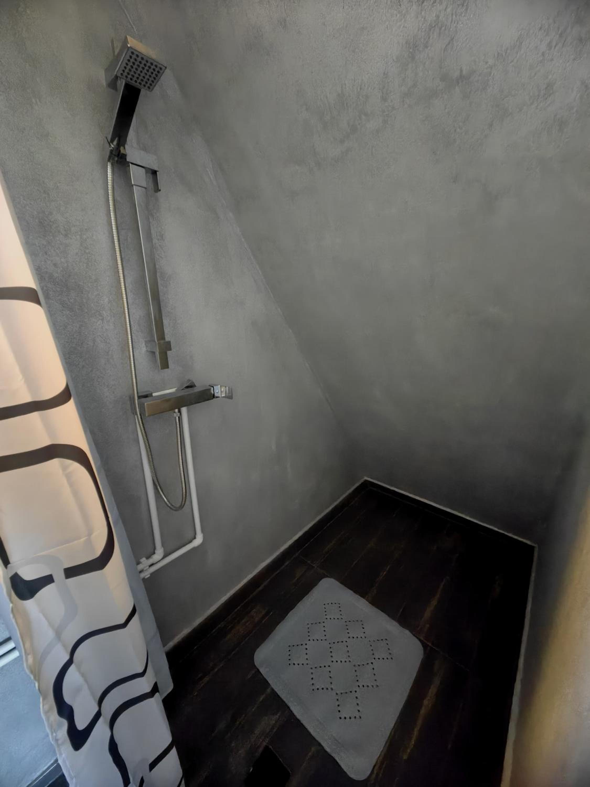 Triple Room with Private Bathroom photo 2