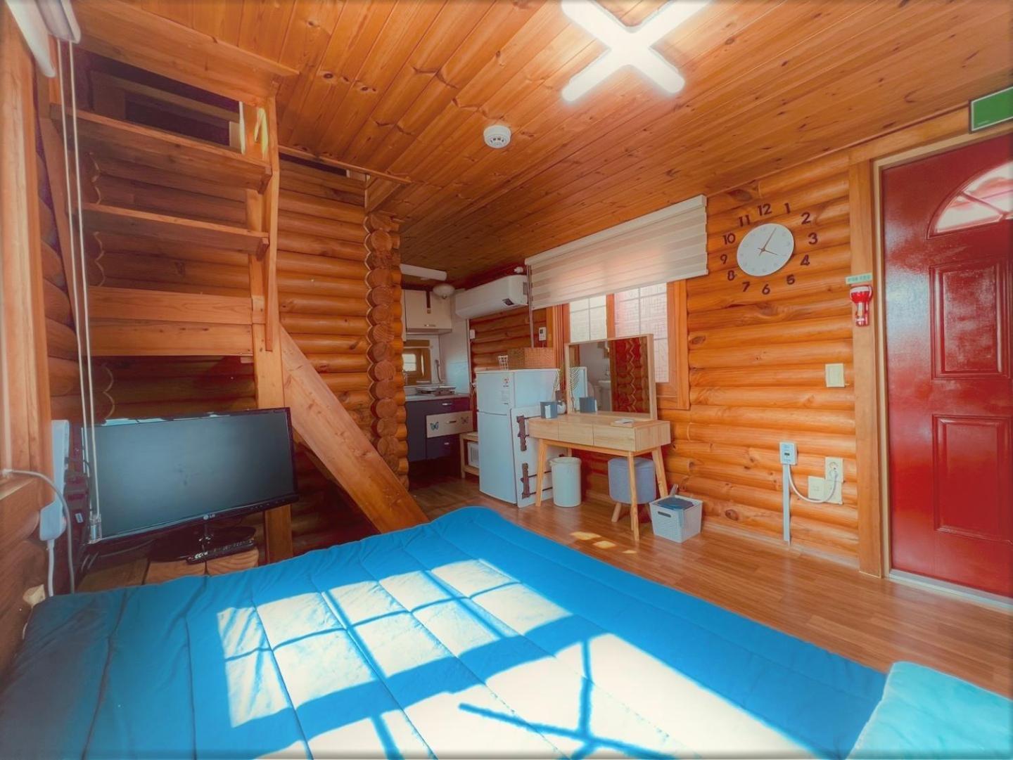 Double Room photo 2