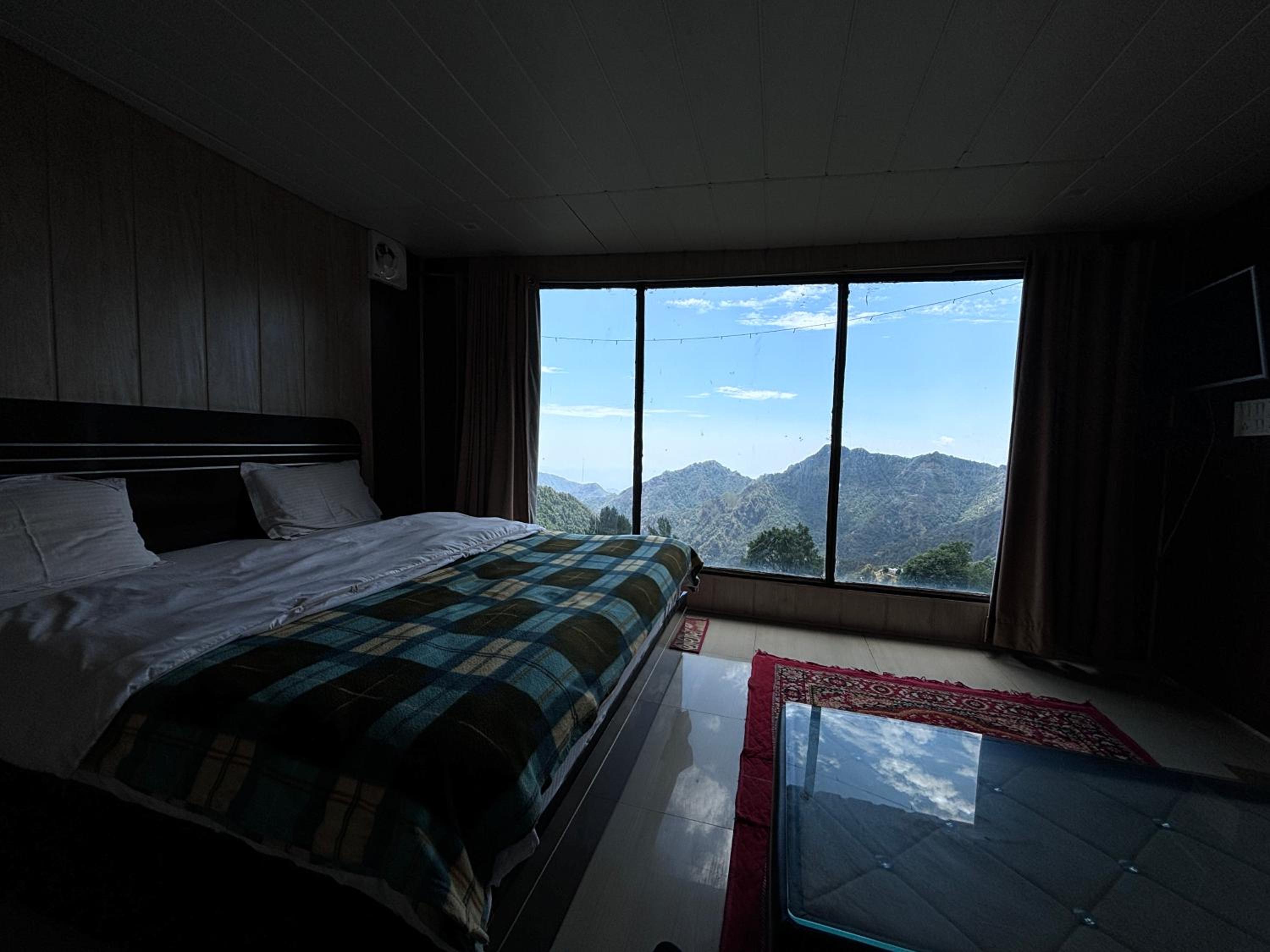 Double Room with Mountain View photo 2