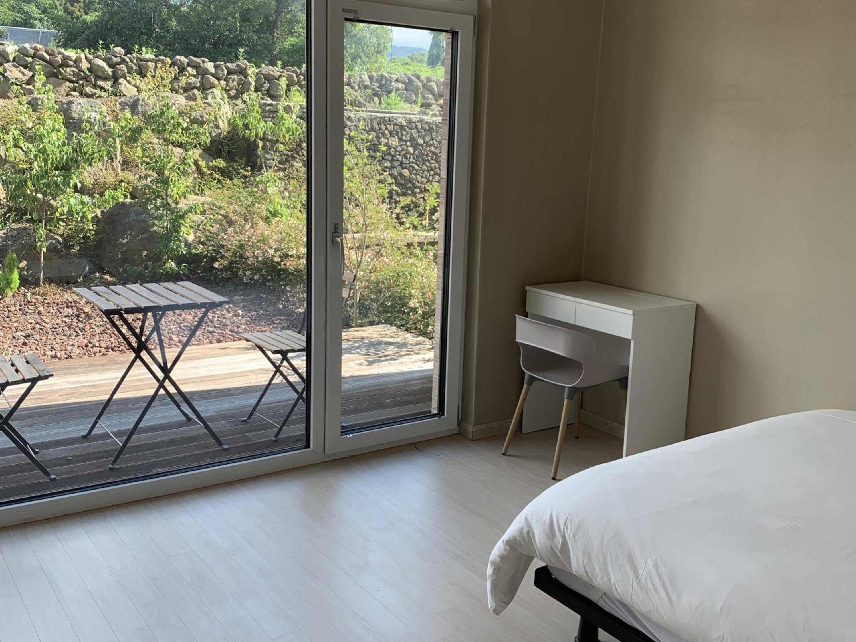 Quadruple Room - Photo 20