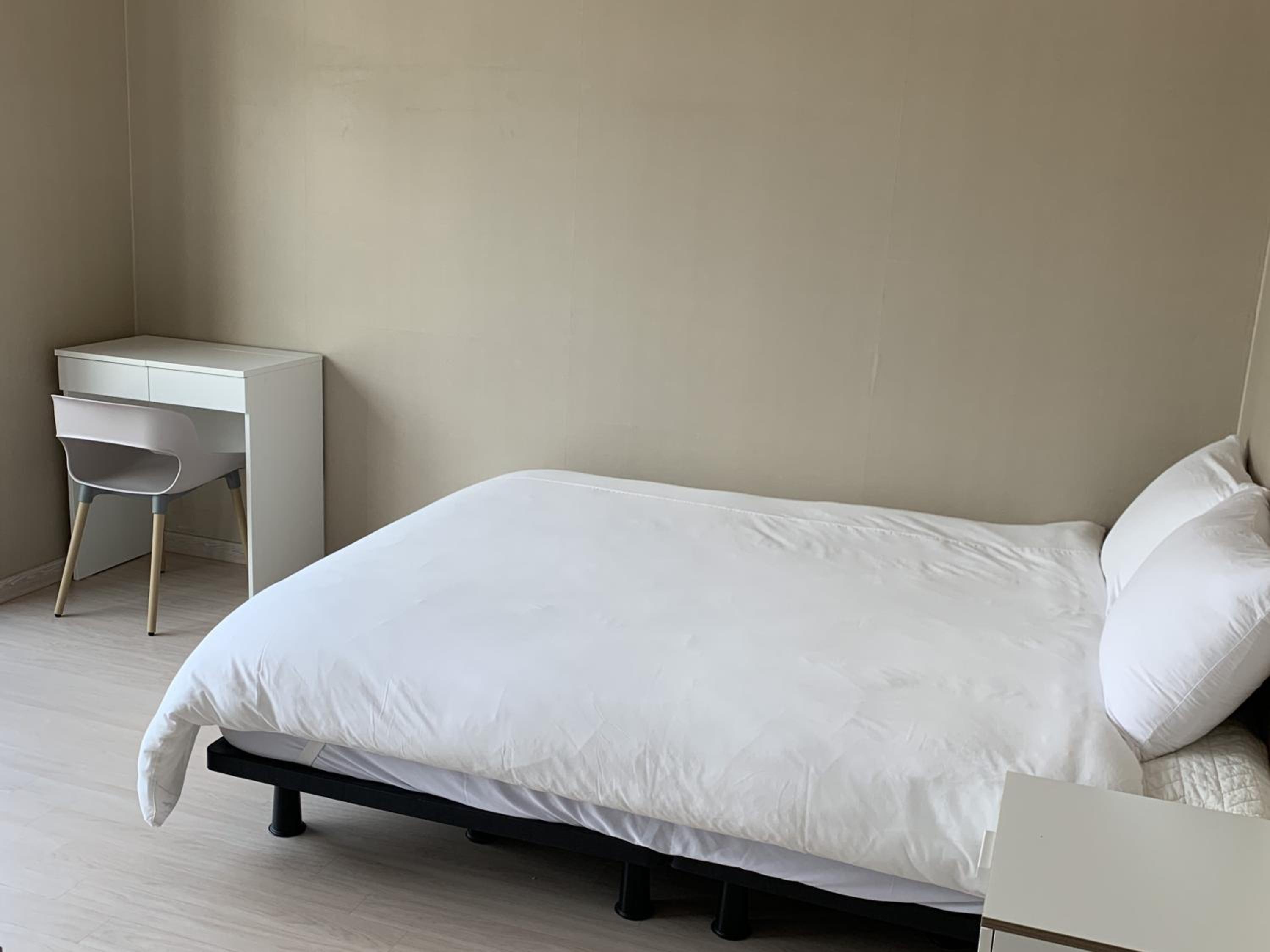 Quadruple Room - Photo 29