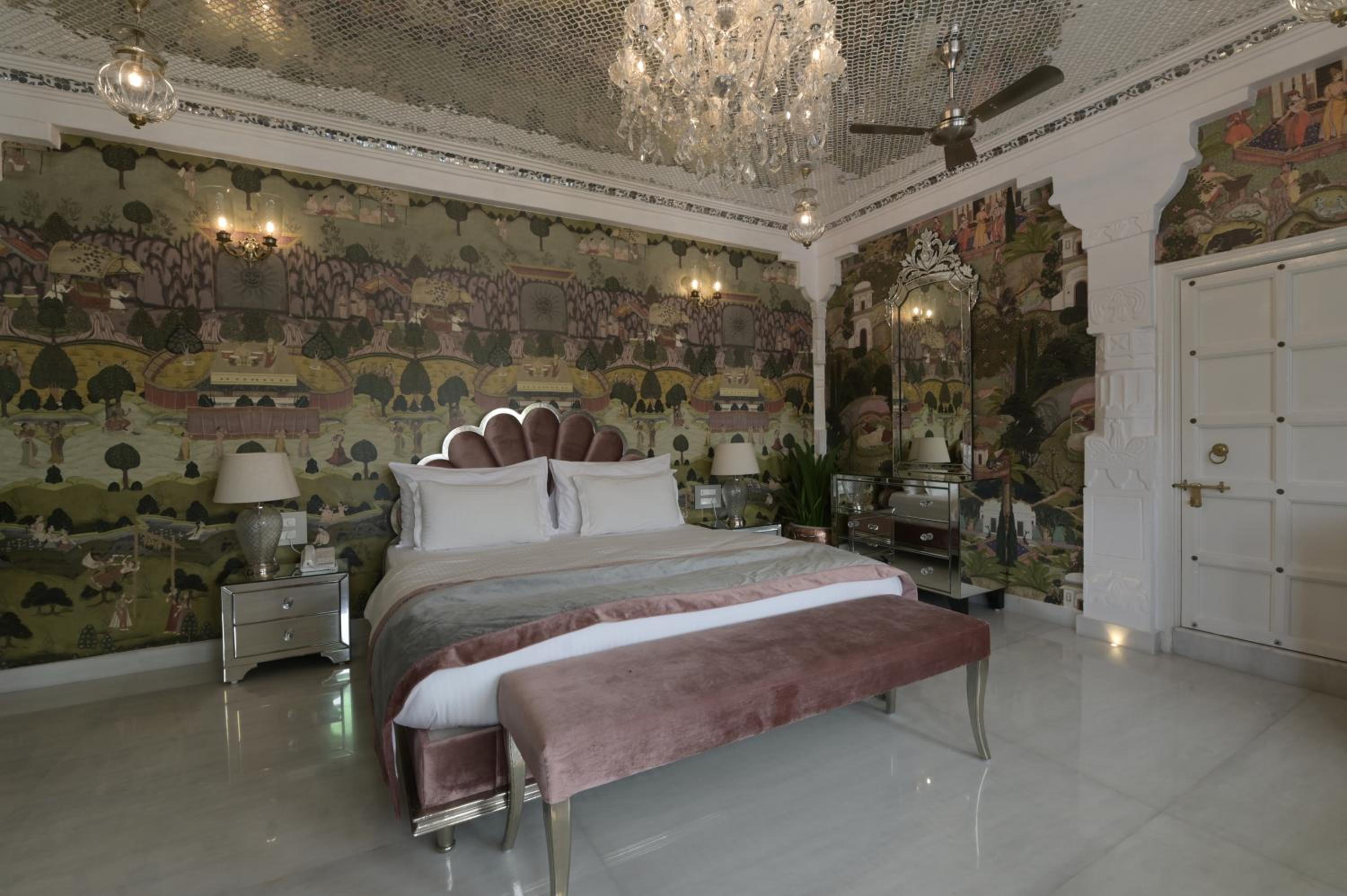 Suite with Lake View : Avail 30% Discount on spa (Valid for stay from 15 Apr to 30th Sept 2026) photo 3
