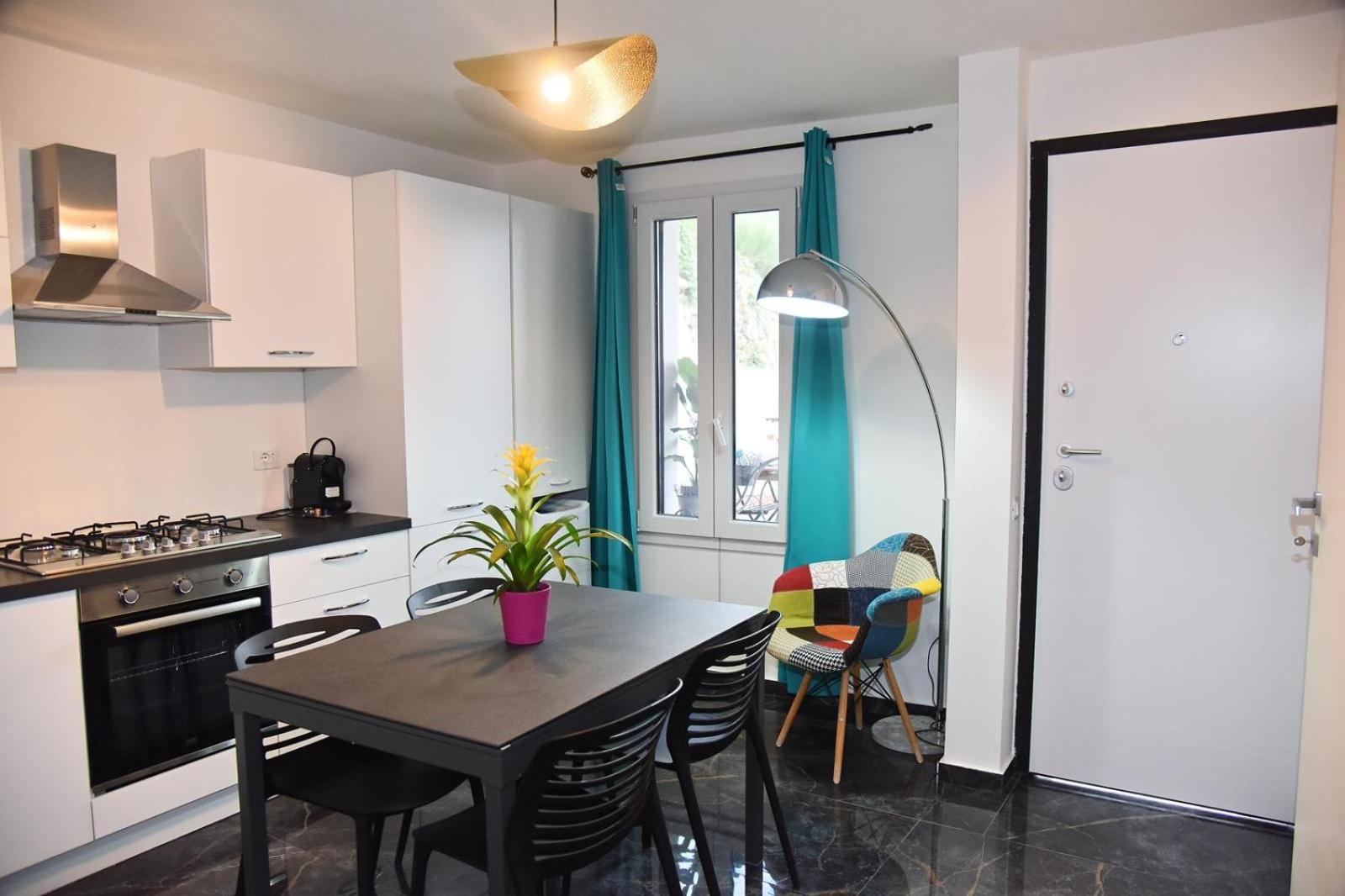 One-Bedroom House photo 3