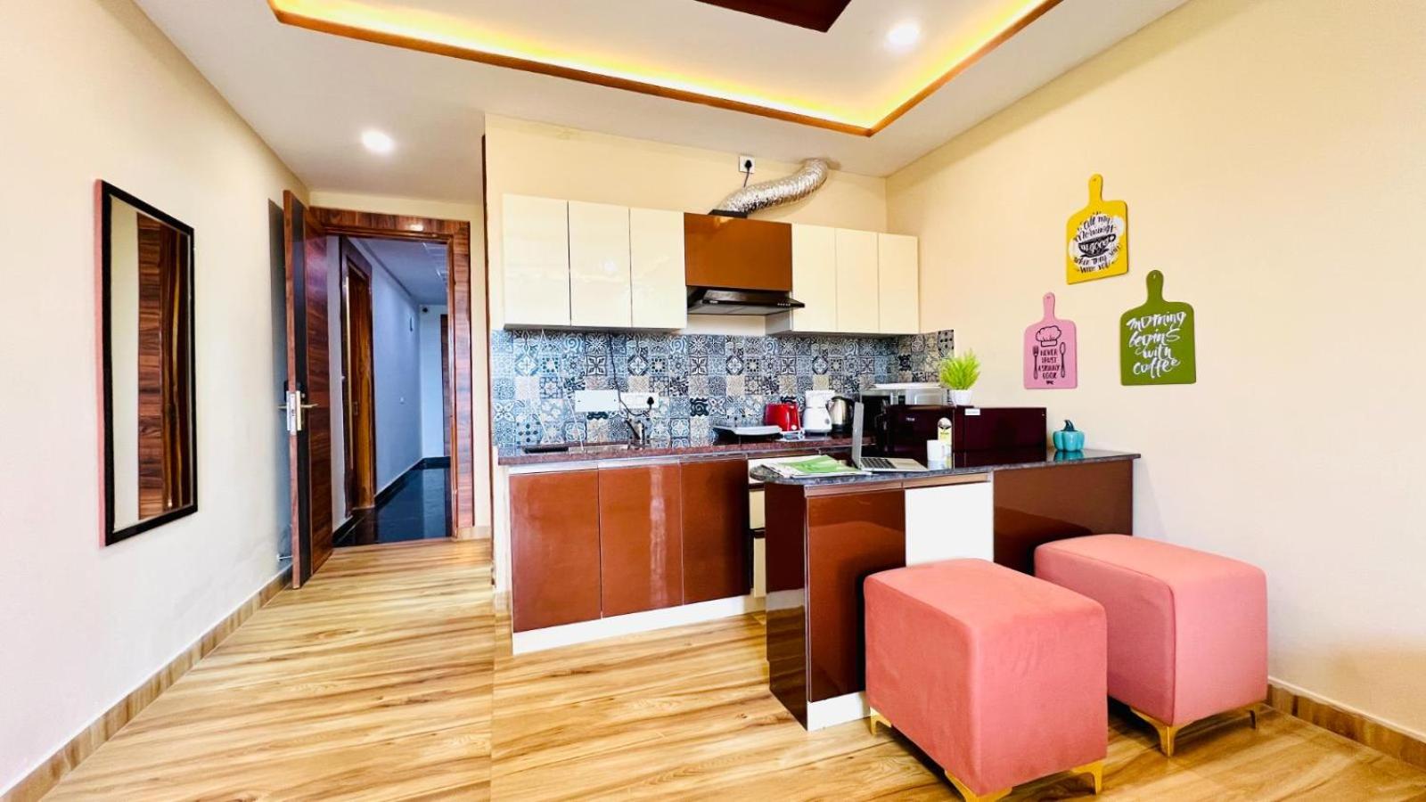 Standard One Bedroom Apartment - Photo 9