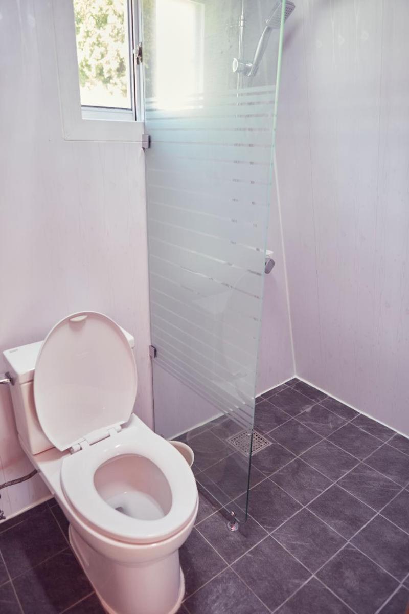 Double Room - Photo 11