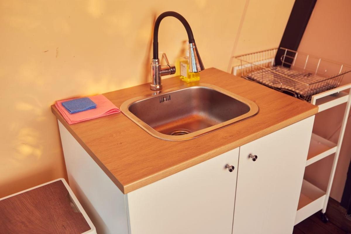 Double Room - Photo 18