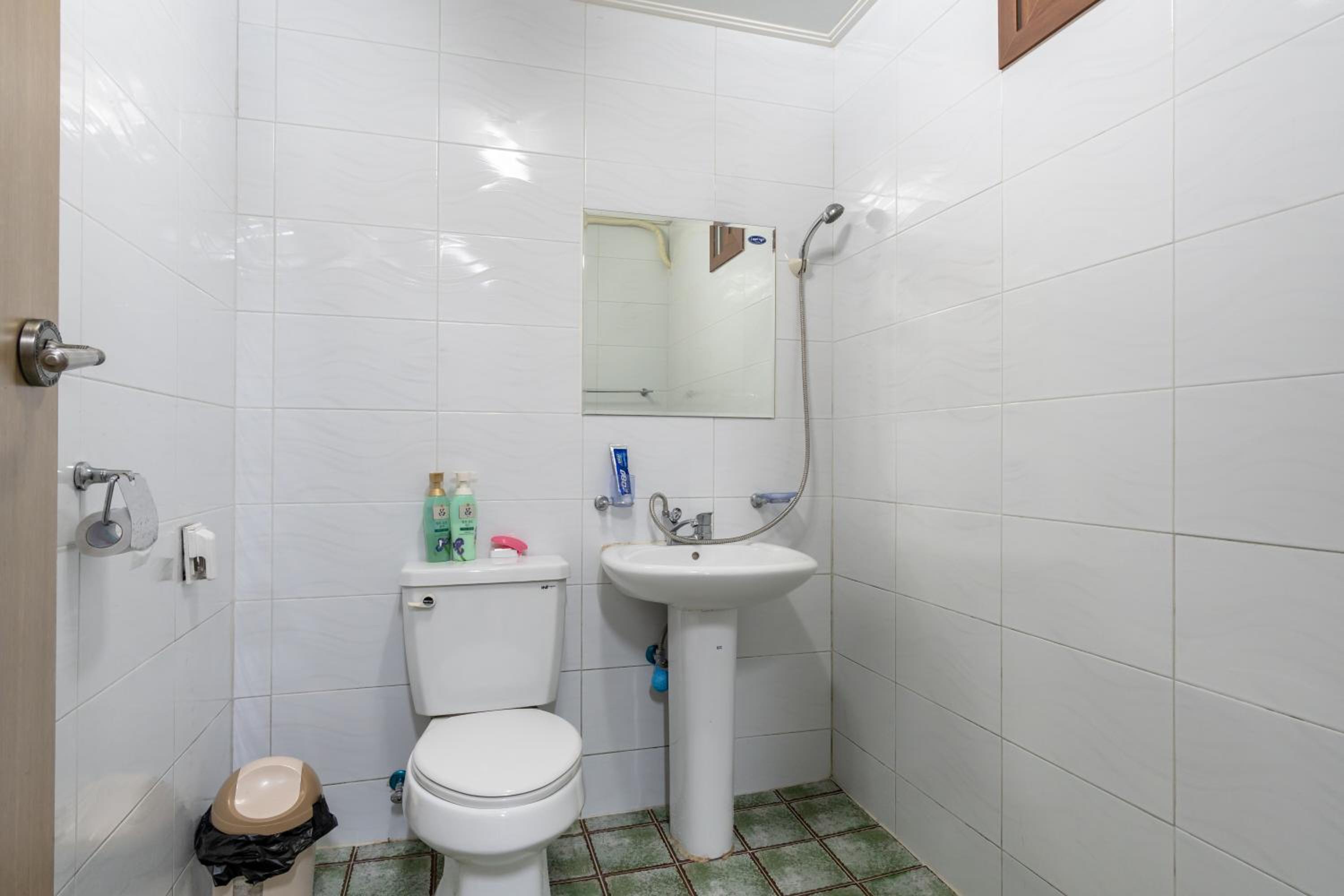 Triple Room 4 photo 3