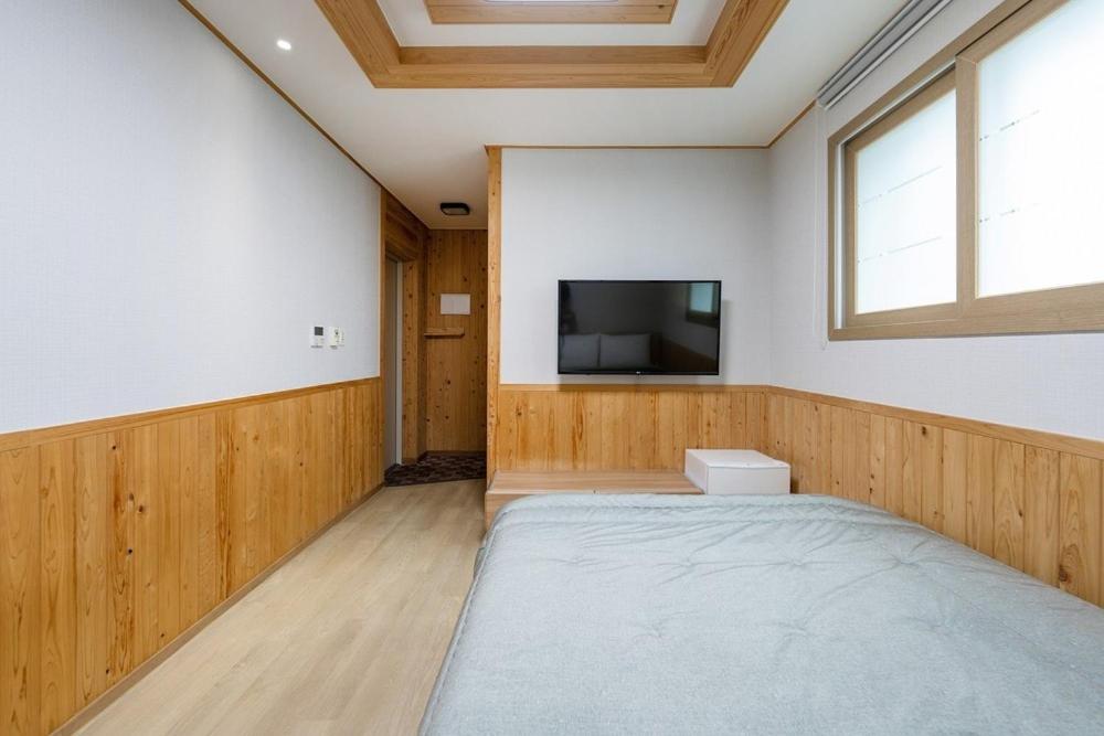 Double Room - Photo 2