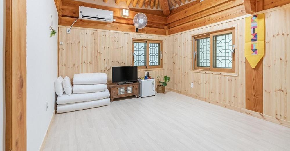 Triple Room 2 photo 1