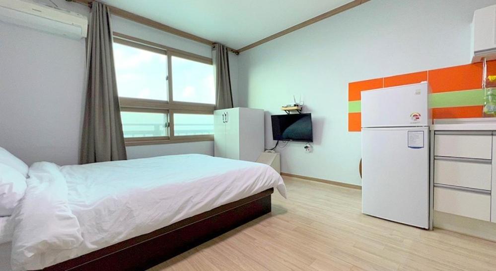 Double Room - Photo 7