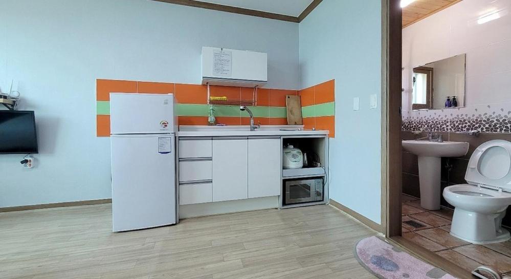 Double Room - Photo 3