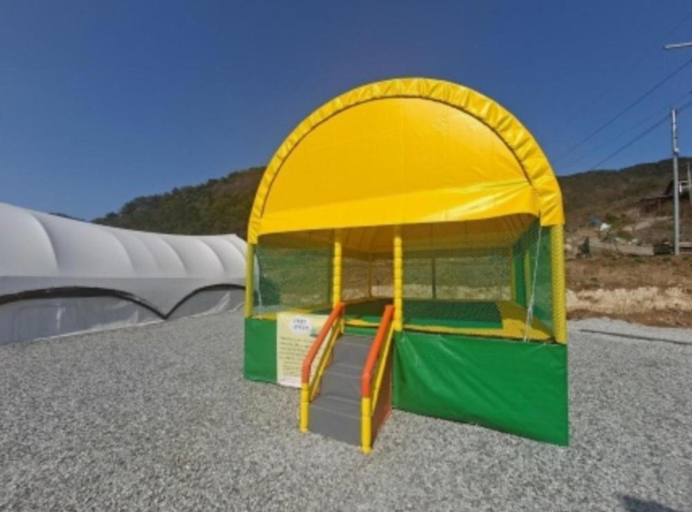 Tent photo 3