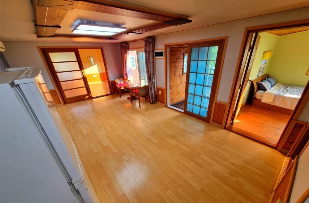 Family Room photo 1