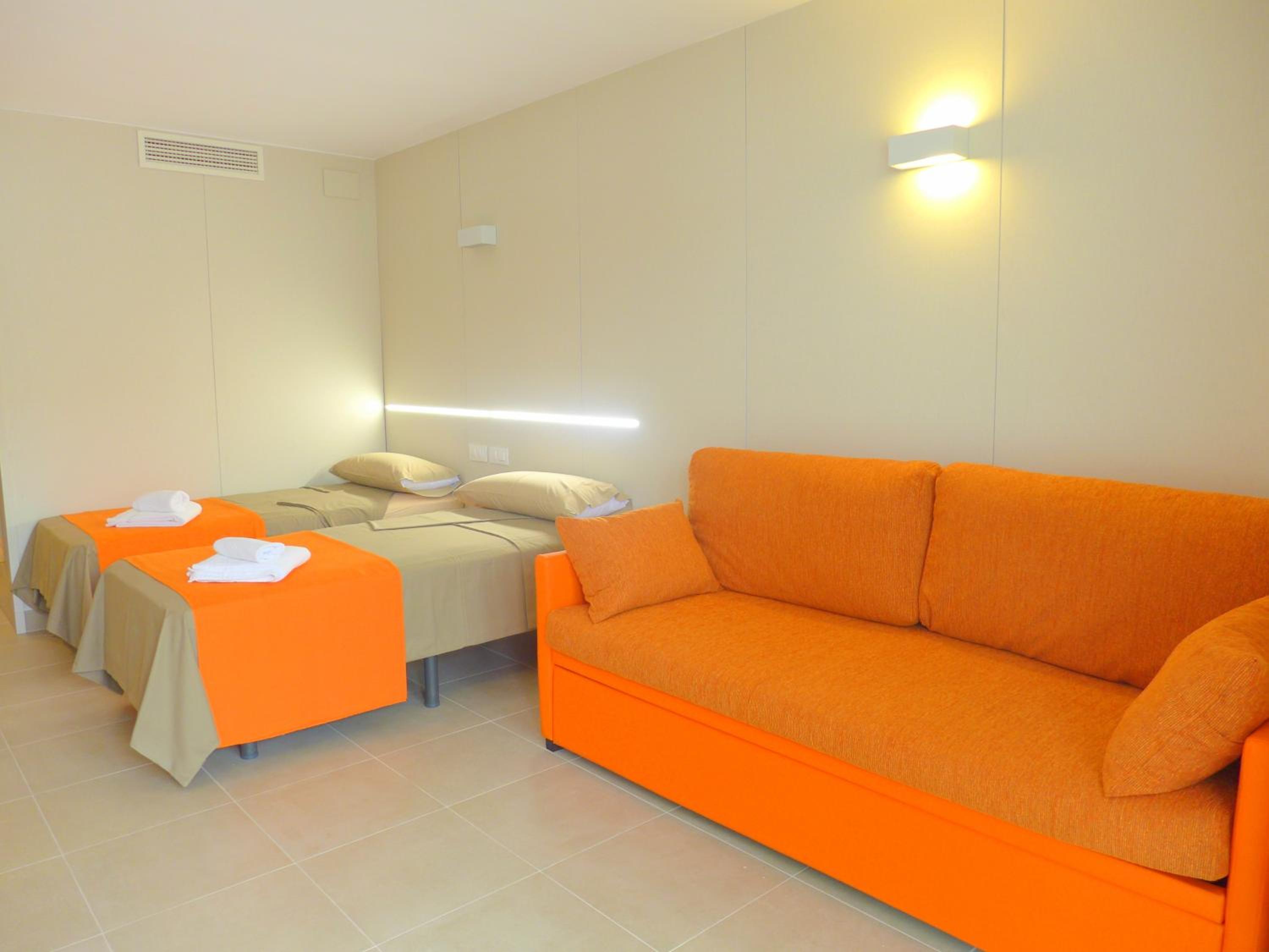 Deluxe Studio (4 Adults) photo 3