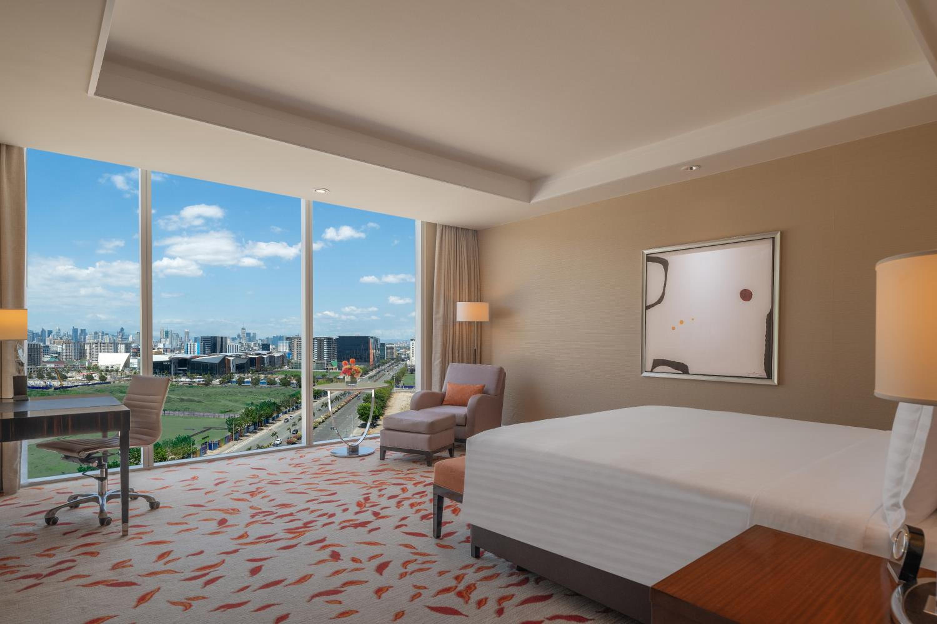 Grand Deluxe City View