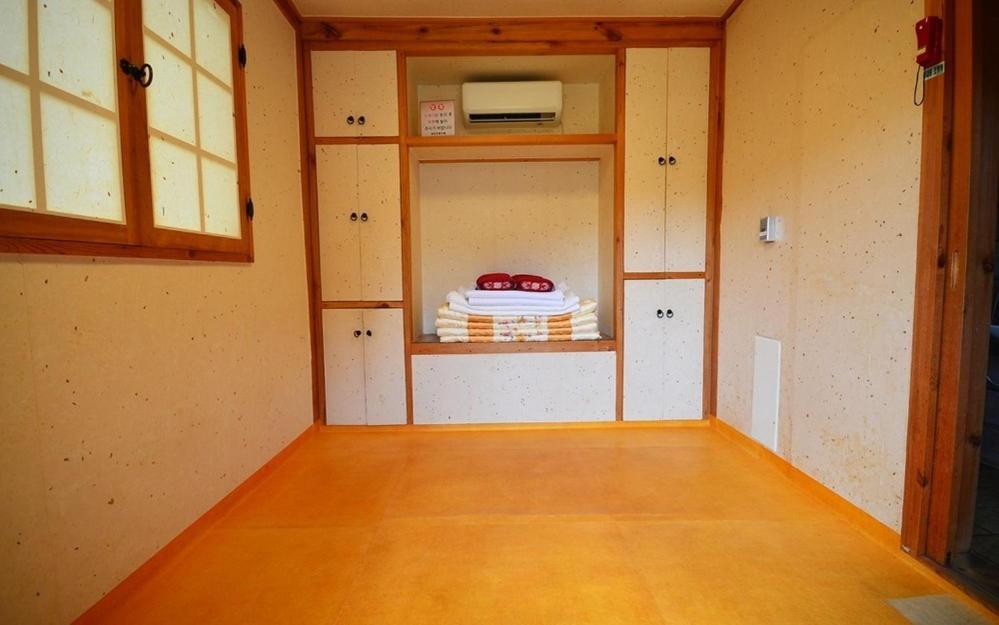 Double Room - Photo 7