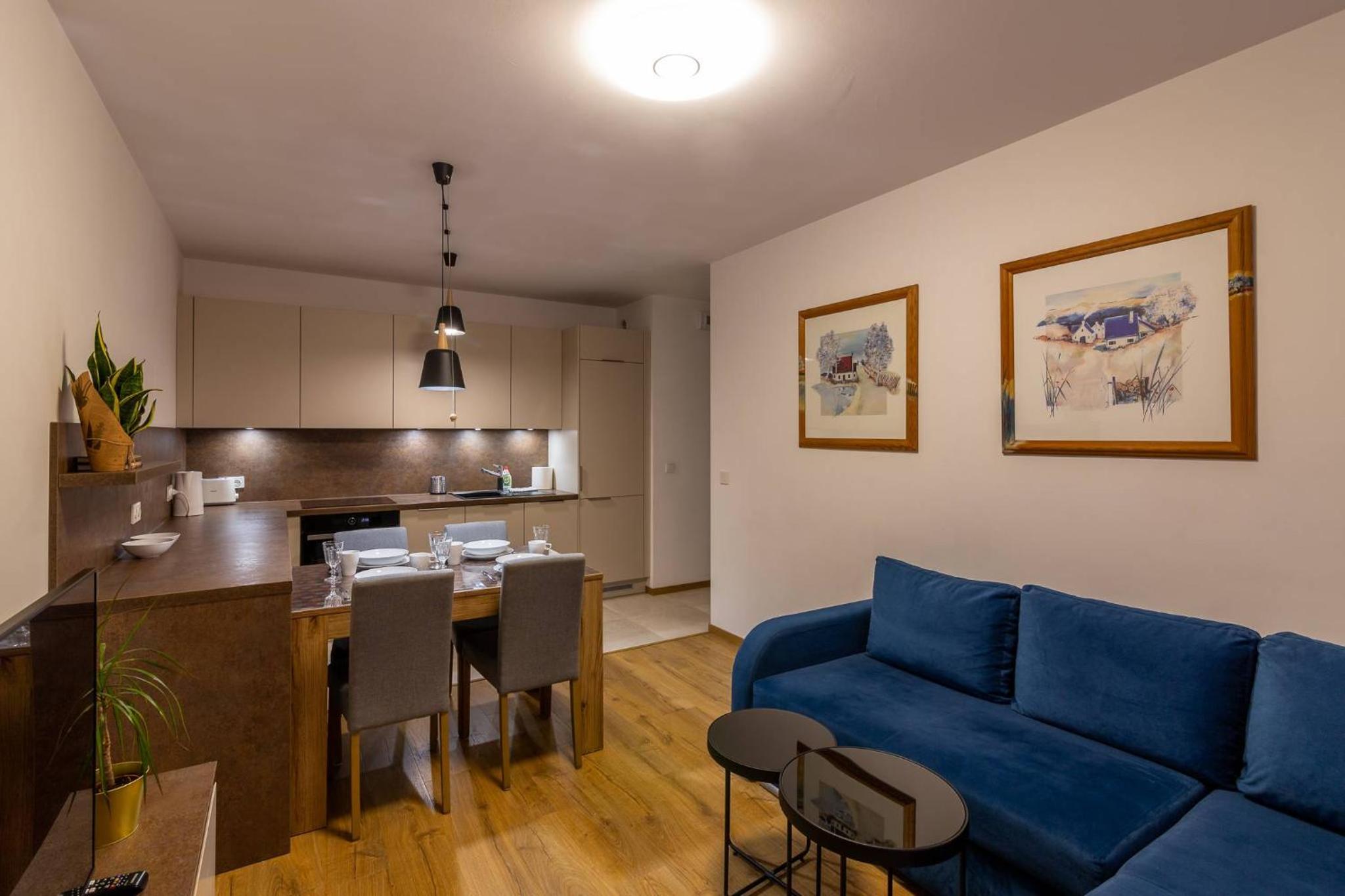 Two-Bedroom Apartment with River View - Photo 1