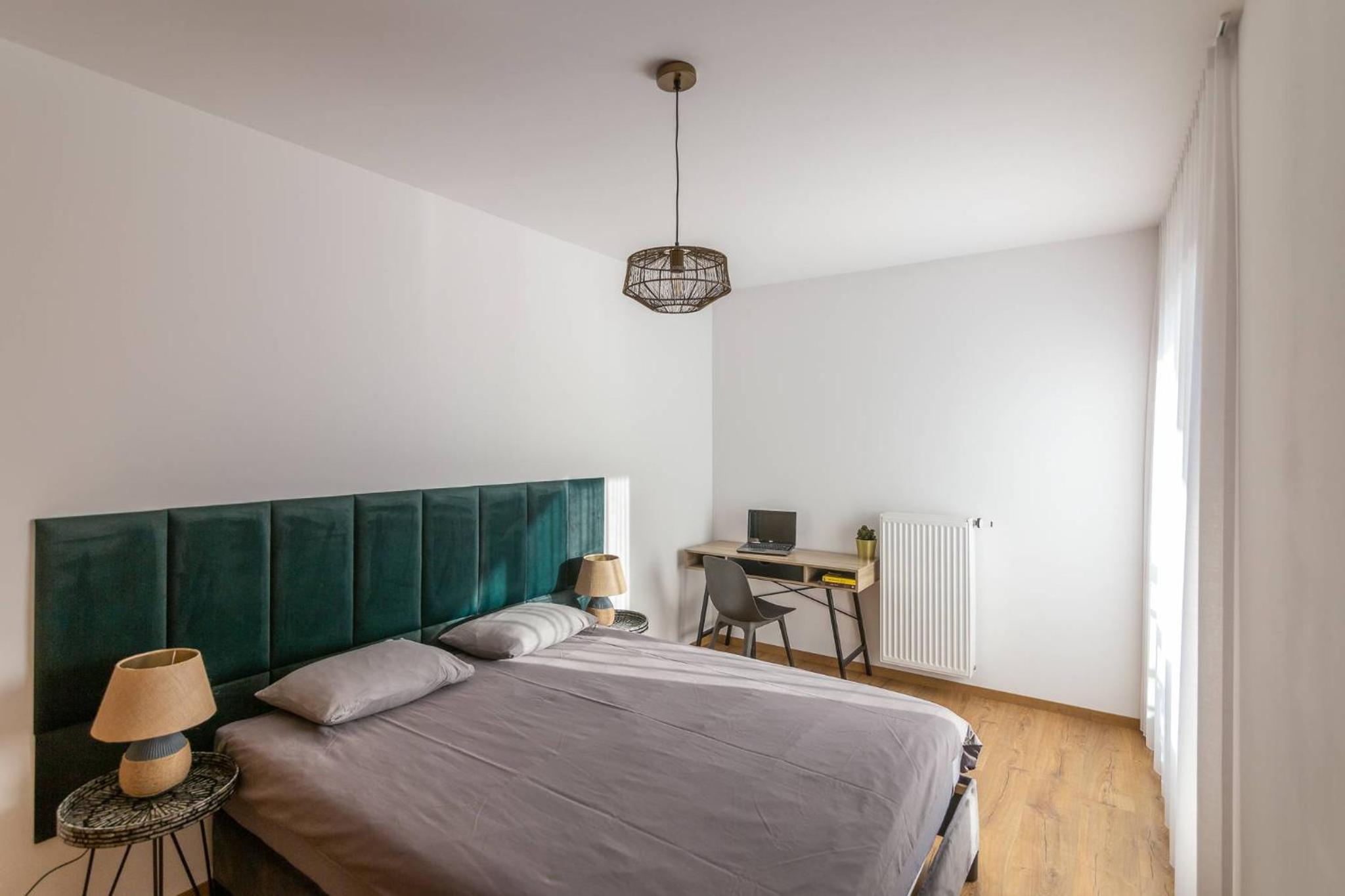 Two-Bedroom Apartment with River View - Photo 11