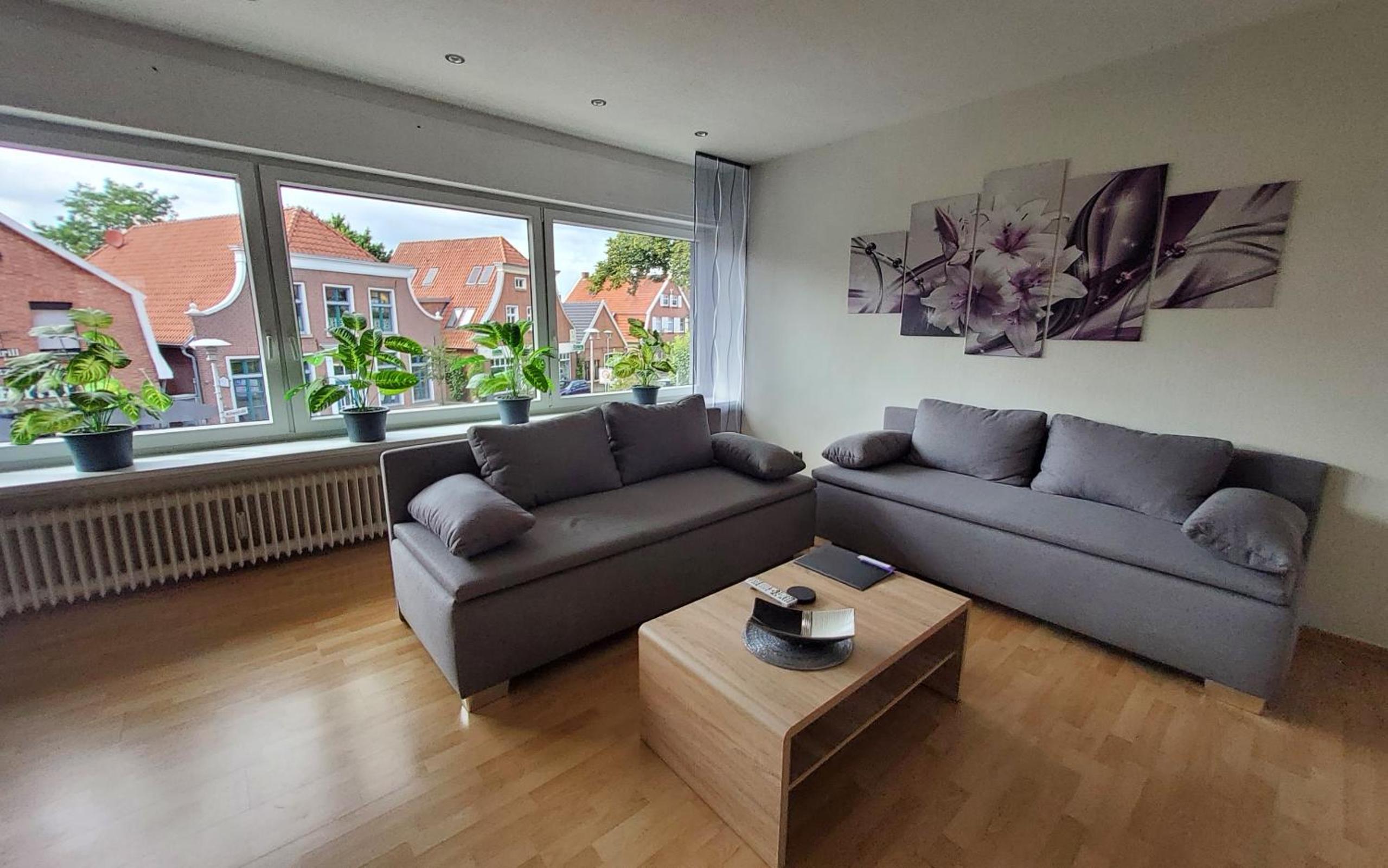 Apartment with Terrace photo 2