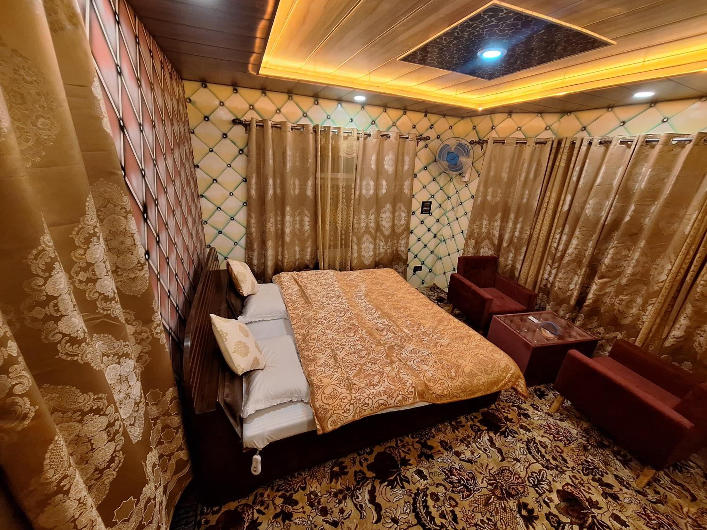 Double Room with Garden View photo 2