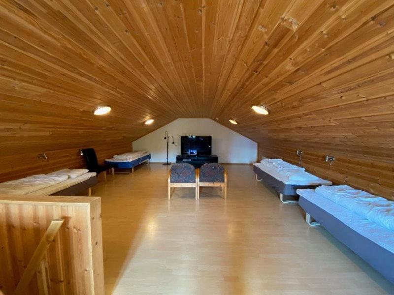 Apartment with Balcony - Photo 7