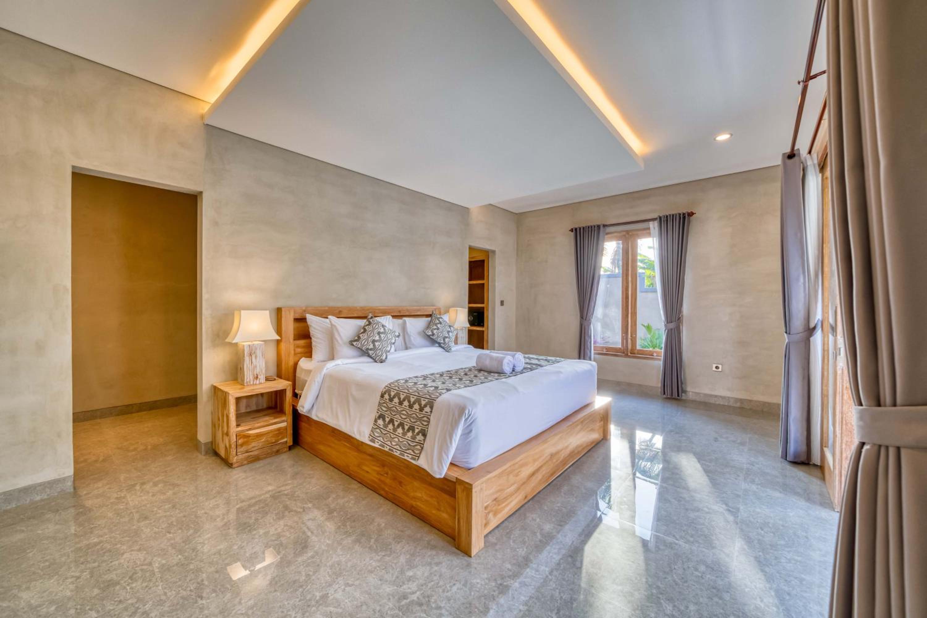One Bedroom Sharing Pool Villa